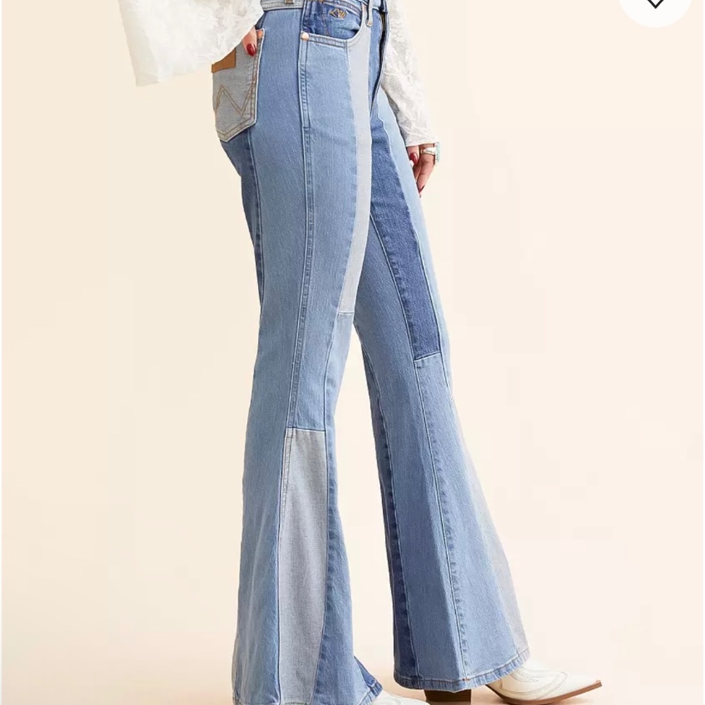 Wrangler X Lainey Wilson Patchwork Super Flare Je… - image 3